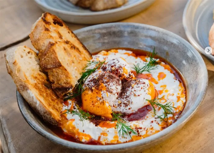 blog-5-charming-cafes_02-2